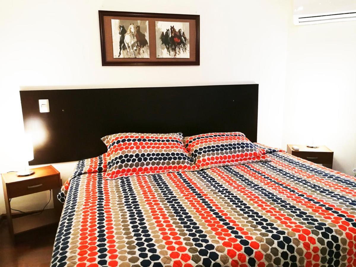 Santiago Town Suites エクステリア 写真